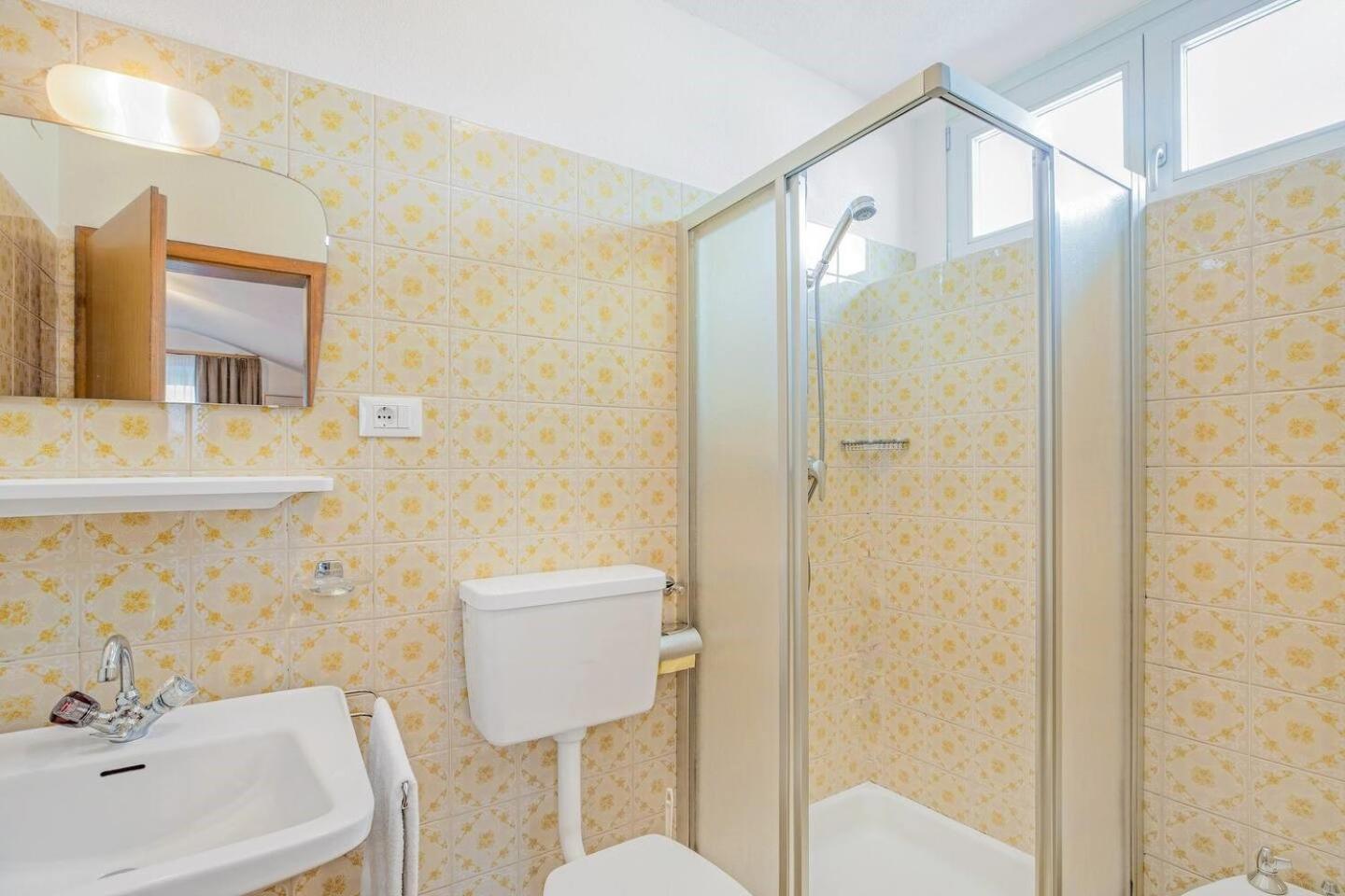 Residence Kruma Olang Екстериор снимка